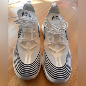 NWOT APL Athletic Propulsion Lab running shoes sneakers